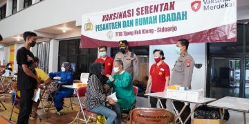 Polresta Sidoarjo Kembali Gelar Vaksinasi di Tempat Ibadah