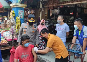 Polresta Sidoarjo Masifkan Vaksinasi Jemput Bola