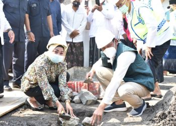Peletakkan Batu Pertama Pembangunan Masjid Al-Ikhlas Sedati