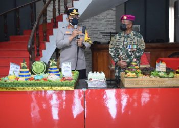 Polresta Sidoarjo Beri Kejutan Brigif 2 Marinir