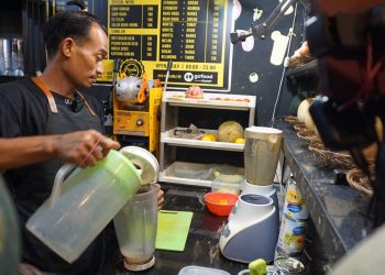 Kombinasi Jus Ampuh Turunkan Kolesterol Saat Makan Daging Kurban