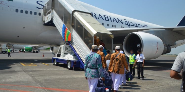 Jamaah Haji Ebarkasi Surabaya Akan Tiba di Juanda Besok
