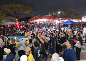 Usai Debat, Calon Bupati Subandi Langsung Temui Ribuan Massa di Festival Musik Patrol