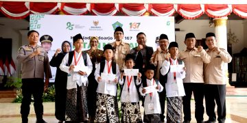 Peringati Harjasda ke-167, Pemkab Sidoarjo Gelar Khitan Massal untuk 165 Anak
