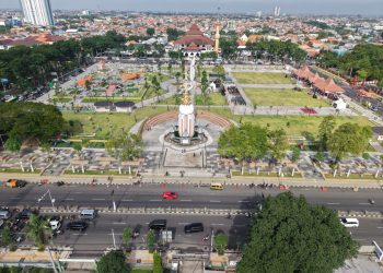 Alun-Alun Sidoarjo: Dari Ruang Kosmologi Jawa ke Ikon Kota Modern