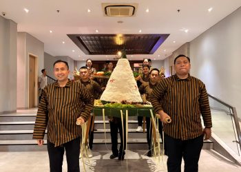 Bukan Sekedar Bukber, fave hotel Sidoarjo Suguhkan Ramadan Bernuansa Tradisi Jawa “Tempo Doeloe”.