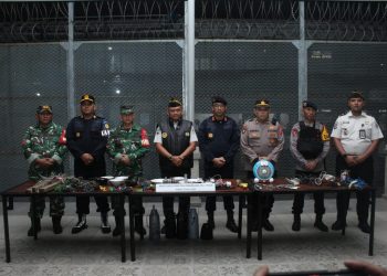 Wujudkan Zero Halinar, Kanwil Ditjenpas Jatim Gelar Razia Gabungan di Rutan Surabaya